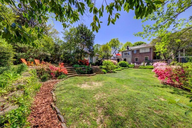 Photo - 27 Northwood Ave NE