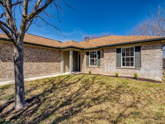 Photo - 223 Evergreen Cir