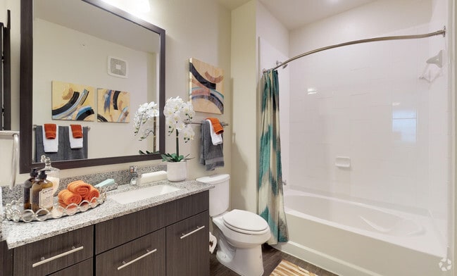 2HAB, 2BA The Retreat