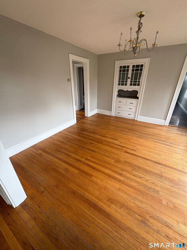 Photo - 250 Deerfield Rd