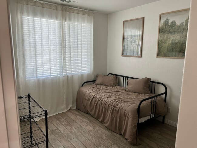 Photo - 10960 Knoxville Way