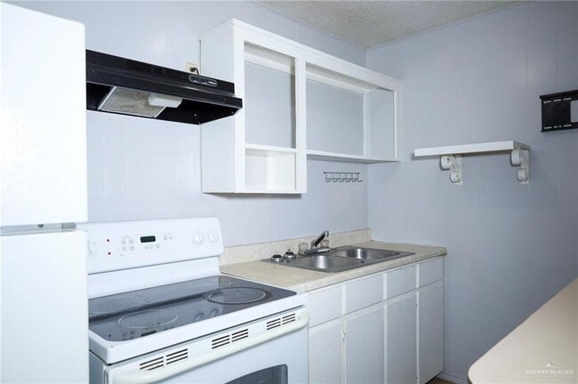 1201 Wisteria Ave W Unidad D