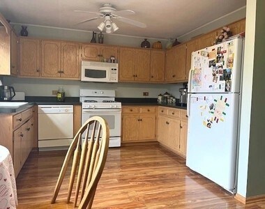 1005 Singer Ave