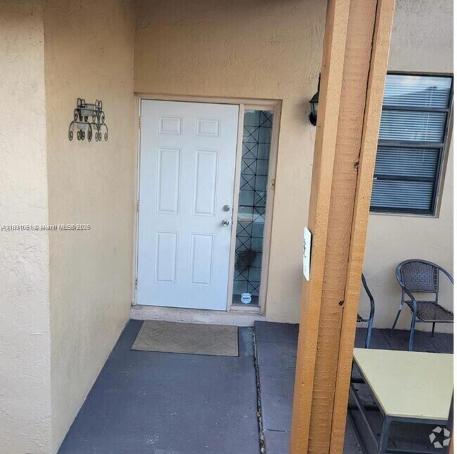 Building Photo - 6728 NW 188th Terrace Rental