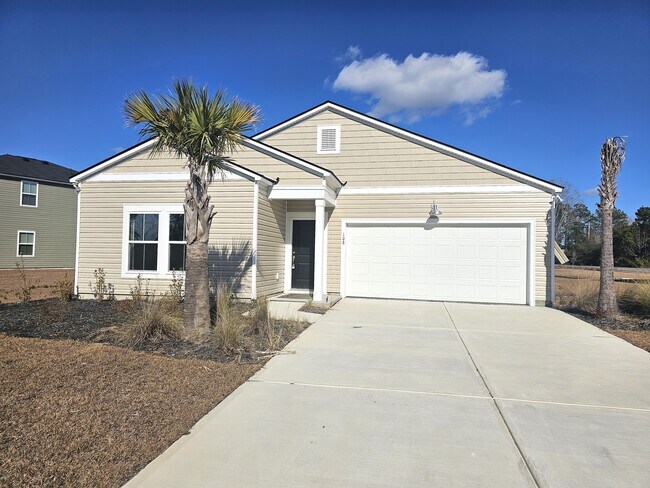 Building Photo - 108 Saddle St