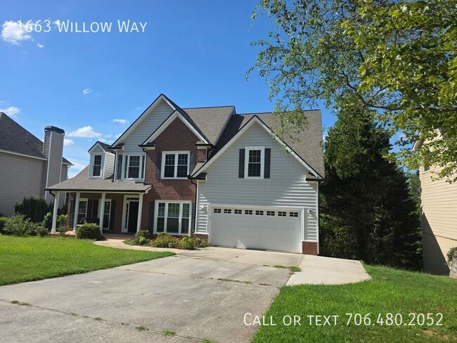Photo - 1663 Willow Way