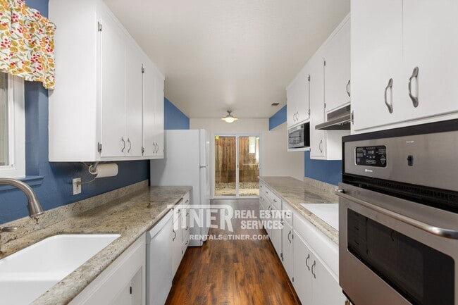 Photo - 3960 Annabelle Ave