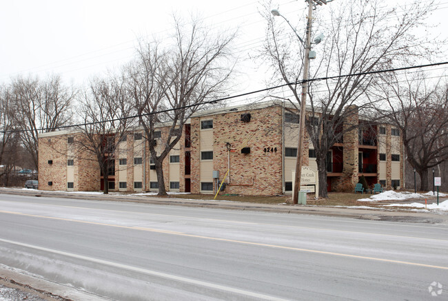 Bassett Creek Apartments - Bassett Creek Apartments