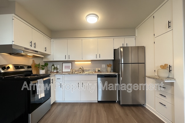 Photo - 2501 N Street-513