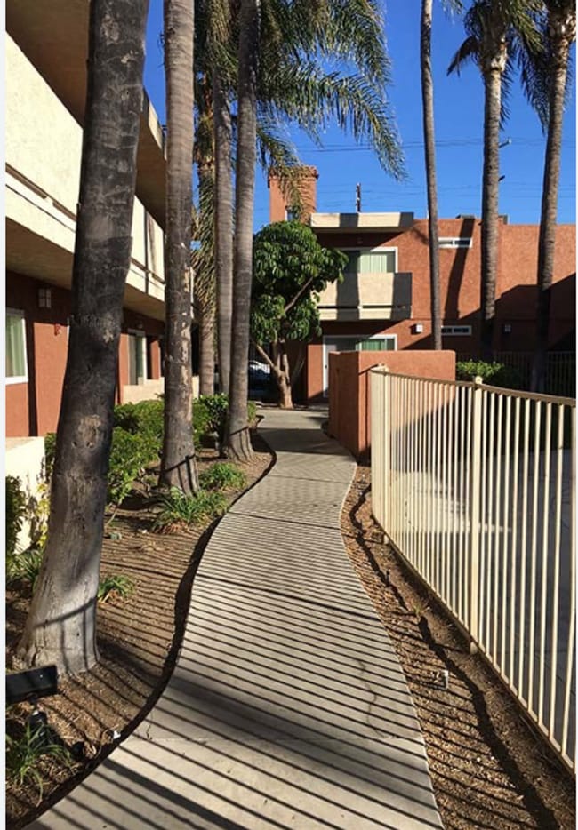 8039 Reseda Blvd Unit Vacant 2-bedroom #218
