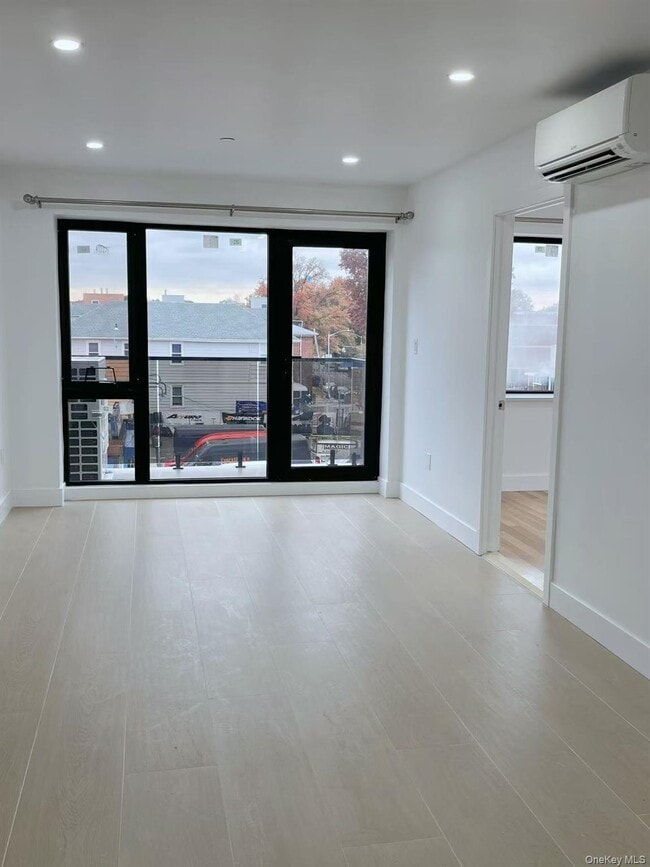 Photo - 165-02 Sanford Ave Unidad 302