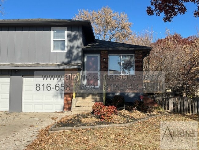 Building Photo - Updated Duplex, Fort Osage School District