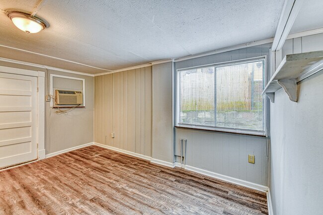 Photo - 706 Chickamauga Ave Unit 21