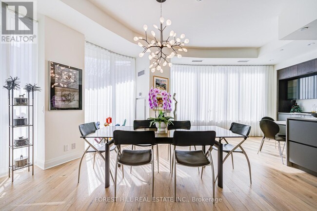 Photo - 151 Avenue Rd Unité 204