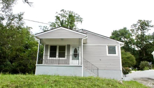 Building Photo - 2318 Shull Rd NE Rental