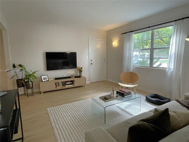 Photo - 5545 SW 80th St Unit 77A