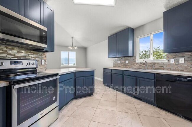 Photo - 4016 S Sunrise Dr