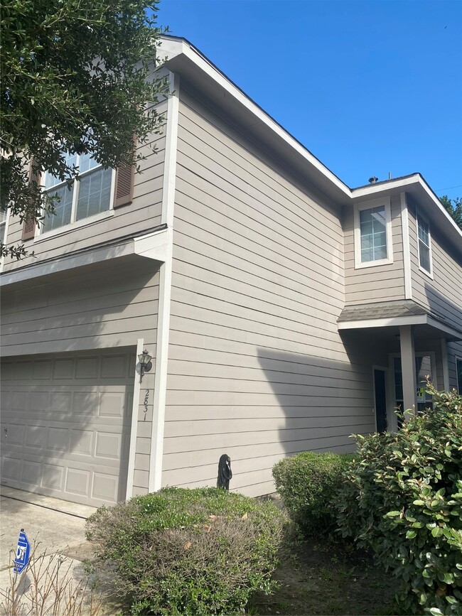 Photo - 2831 Hackamore Hollow Ln