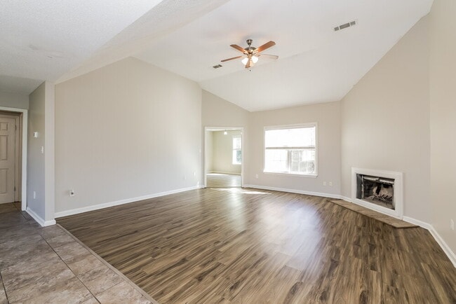 Photo - 3910 Pecanville Cove