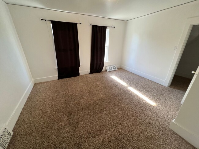 Photo - Beautiful 2 bed house