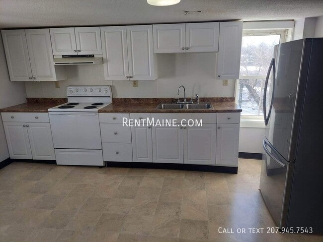 Photo - 13 Front St Unit 3