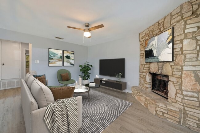 Photo - 809 Bracewood Cir Unit C