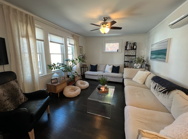 Building Photo - 15 Bothwell Rd