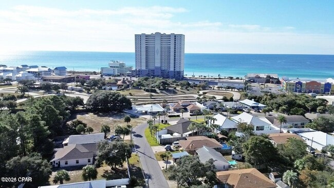 Photo - 247 Poinsettia Dr