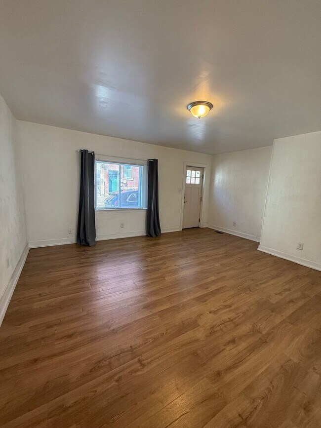 Photo - Troy Hill House!-3 Bed 1.5 Bath in Northside