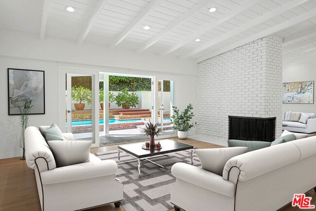Photo - 1919 San Ysidro Dr