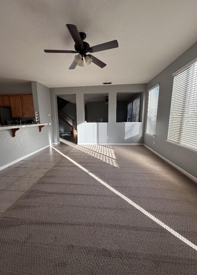 Photo - "Spacious 5-Bed home with 4 Baths Home for Rent!