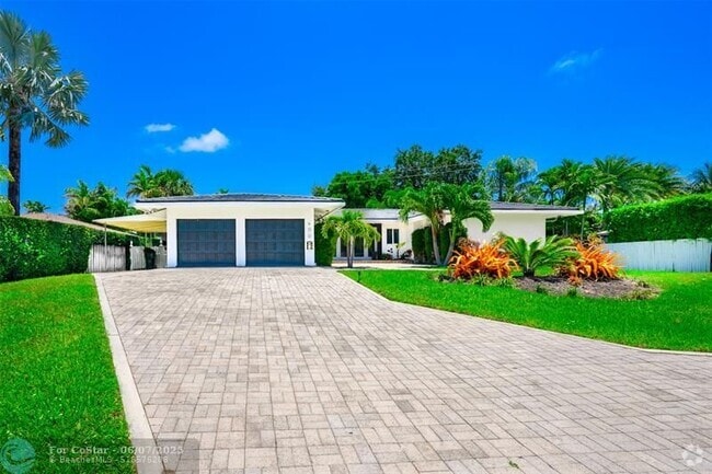 Building Photo - 600 Middle River Dr Rental