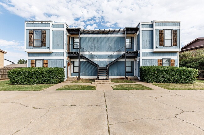 Building Photo - Great 2/2 in Central Lubbock!
