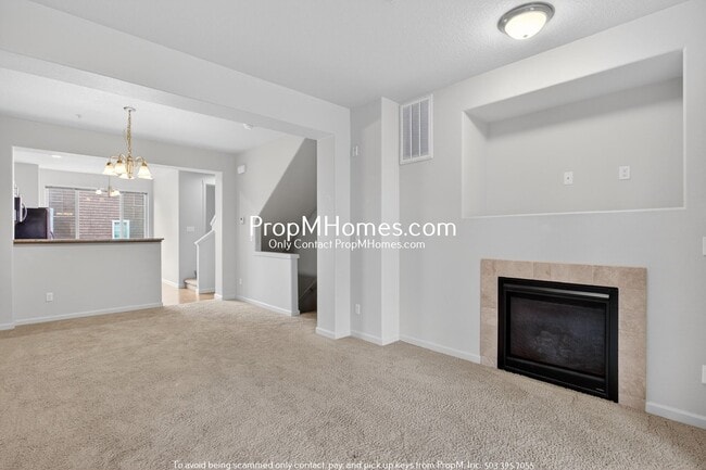 Photo - Cozy Two Bedroom Townhome in Amberglenn!