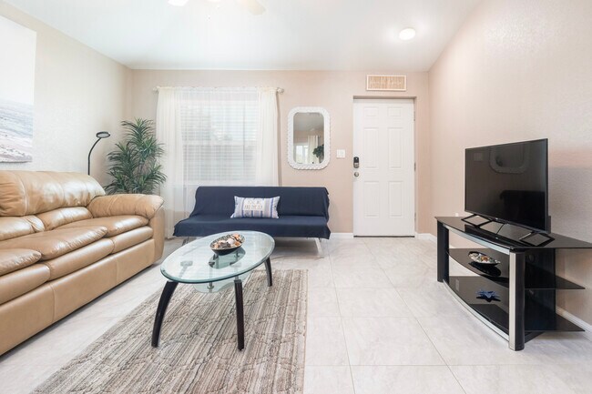 10244 Burlington Ave Unit B