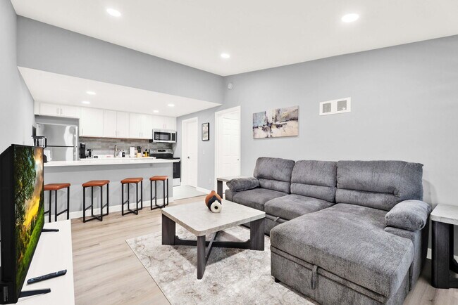 Roanoke Villas Apartments