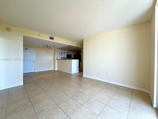 Photo - 215 SW 42nd Ave Unit 708
