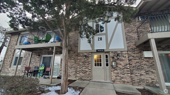 Building Photo - 9 S Frontage Rd Unit 204 Rental