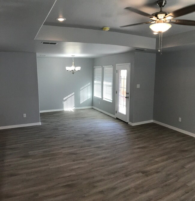 Photo - 8806 16th St