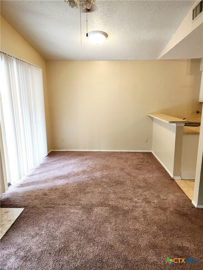 Photo - 1212 Westway Cir