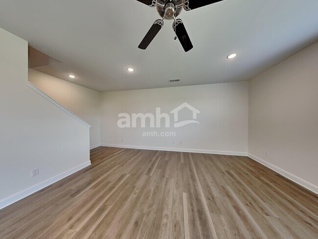 Photo - 3500 Lincoln Hts Ln