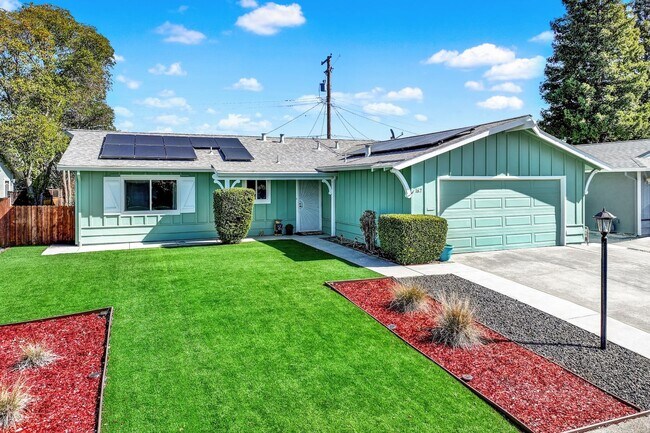 Photo - 162 Isle Royale Cir