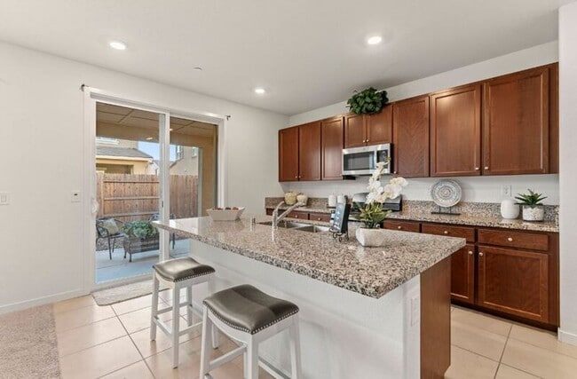 Photo - 6001 Firelight Dr