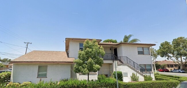 Building Photo - Charming East L.A. Home Near Parks & Top S... Unit 1205