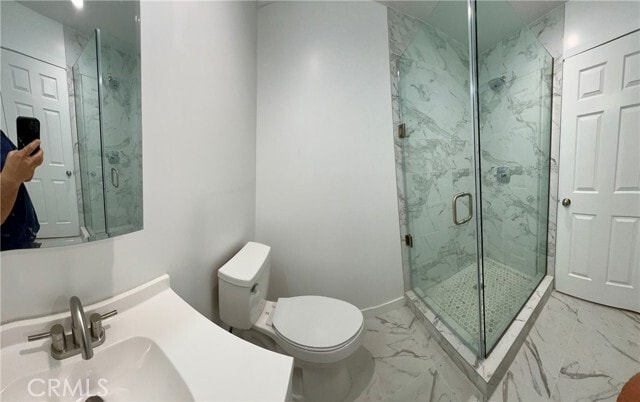 Photo - 18654 Runnymede St