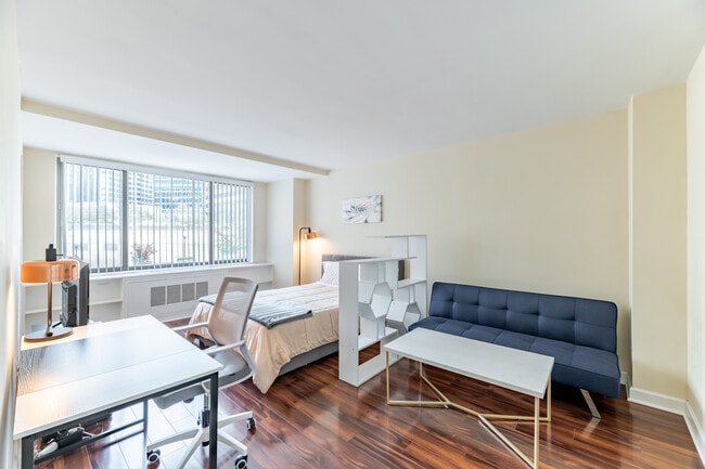 Photo - 1121 ARLINGTON Blvd Unit 422