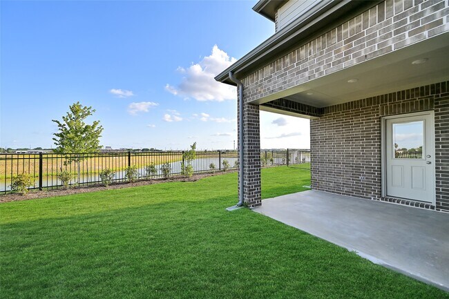 Photo - 21047 Bay Vlg Dr