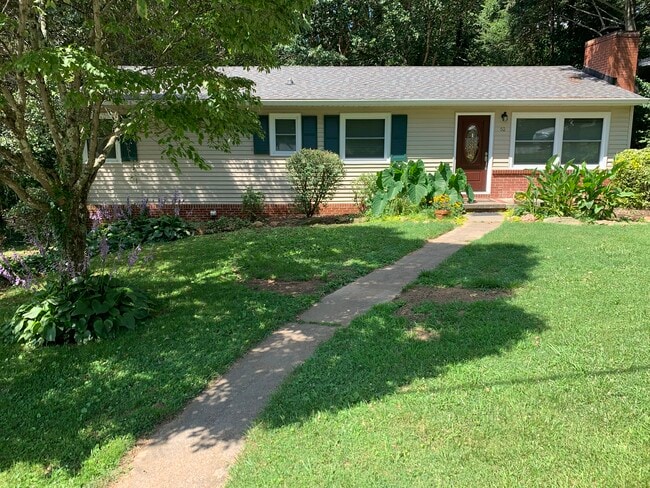 52 Pinehurst Rd.