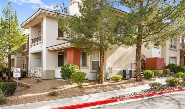 Building Photo - Two Bedroom Condo