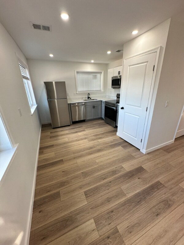 Photo - 222 Webster St NE Unit 2